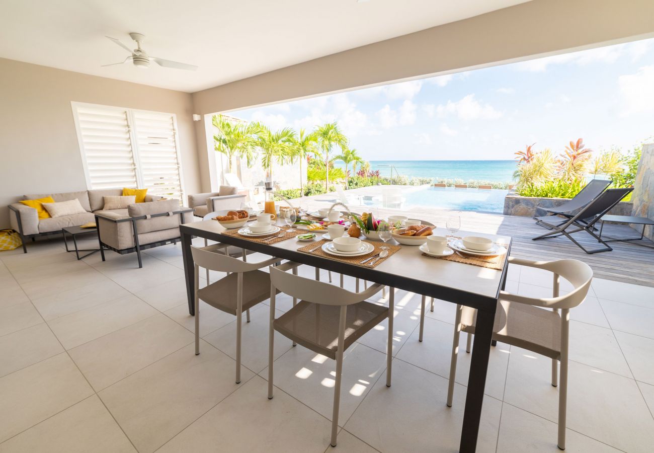 Villa in Le Diamant - EDEN ROC VILLAS 3 / Villa Orlov