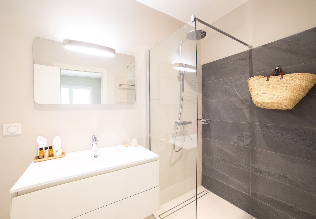 Apartment in Le Diamant - Eden Roc Appartement RDJ / Golden